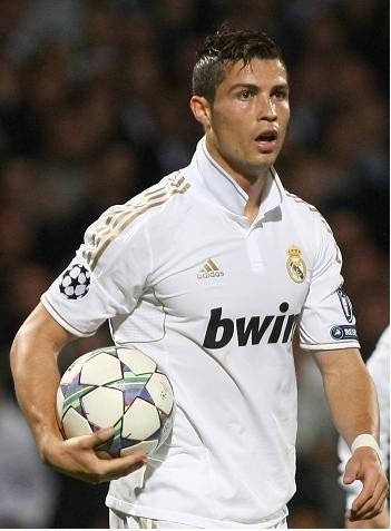 篮板抢夺 篮板抢夺