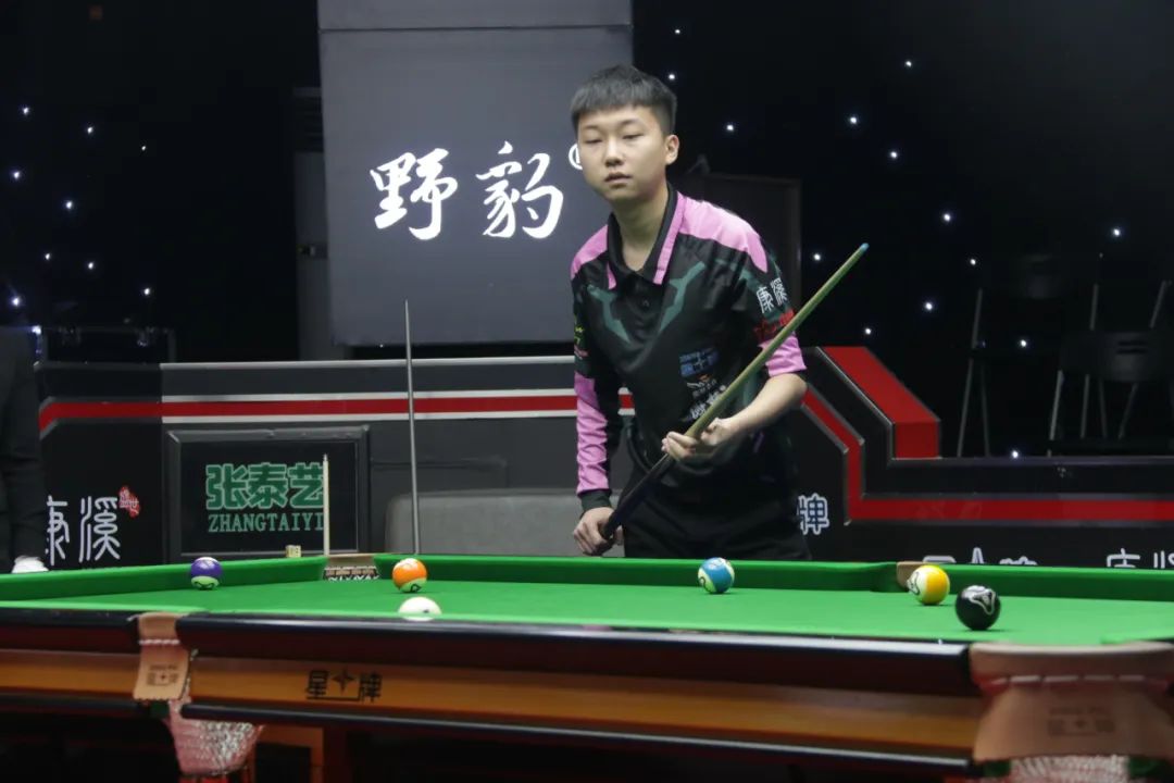 女单项目中 女单项目中