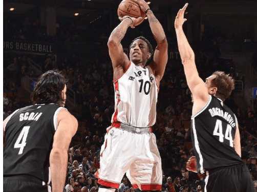 更体现在他 更体现在他